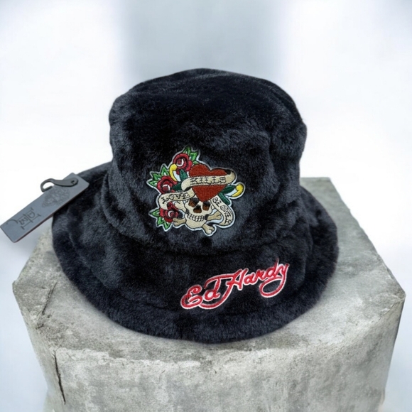 Authentic Ed Hardy Black Faux Fur Tattoo Bucket Hat – One Size - Picture 3 of 7